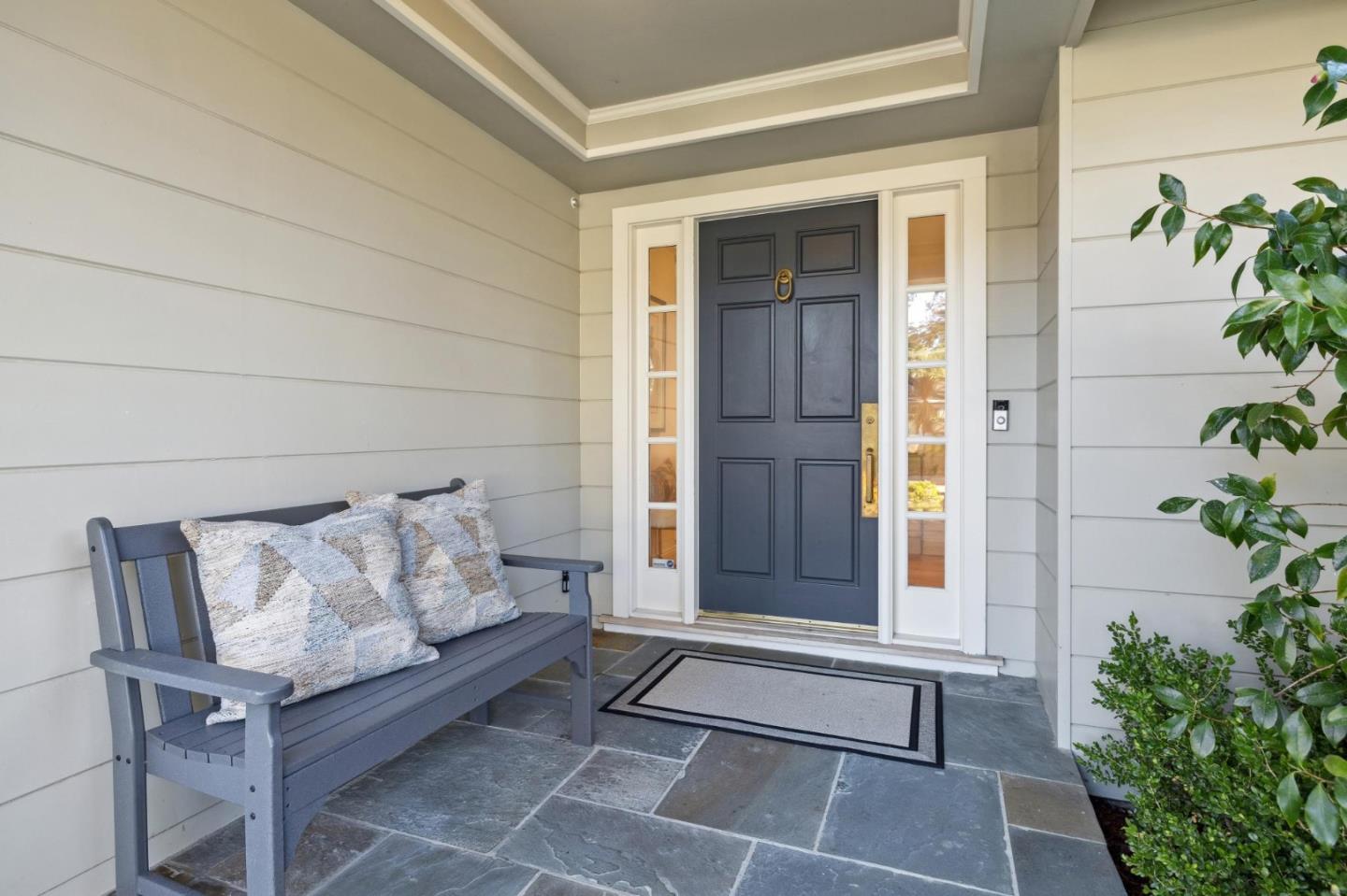 Detail Gallery Image 2 of 34 For 20 Politzer Dr, Menlo Park,  CA 94025 - 3 Beds | 3/1 Baths