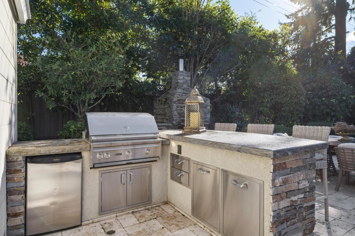 Detail Gallery Image 31 of 34 For 20 Politzer Dr, Menlo Park,  CA 94025 - 3 Beds | 3/1 Baths