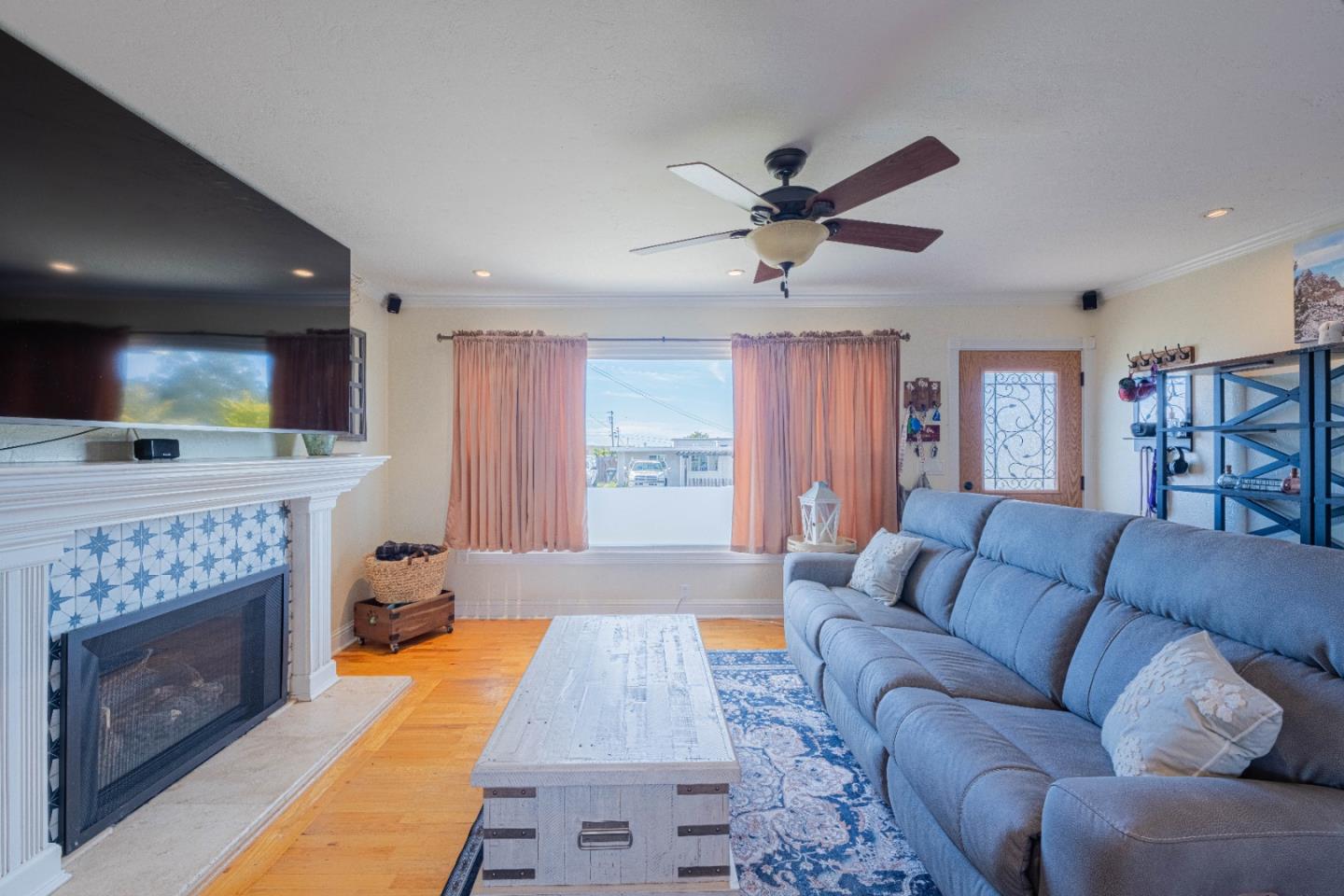 Detail Gallery Image 17 of 28 For 2080 Buchanan St, Seaside,  CA 93955 - 3 Beds | 1 Baths