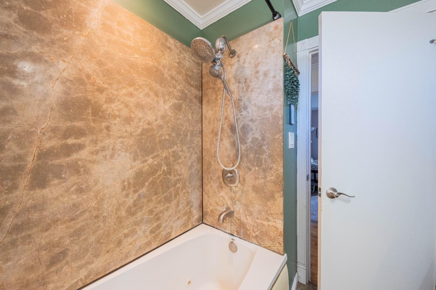 Detail Gallery Image 3 of 28 For 2080 Buchanan St, Seaside,  CA 93955 - 3 Beds | 1 Baths