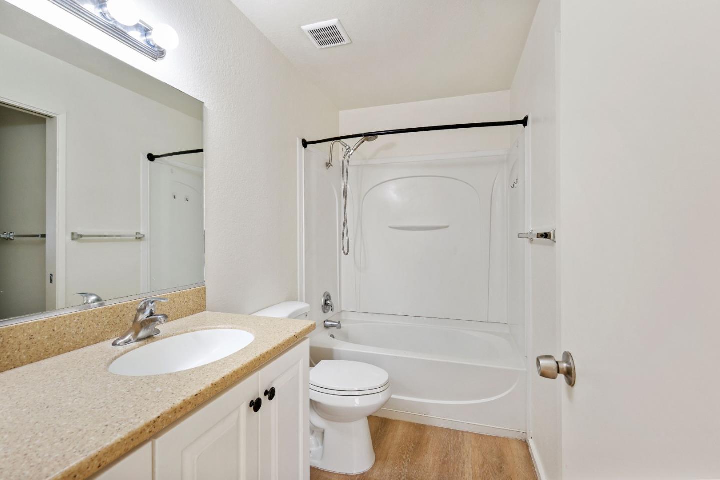 Detail Gallery Image 16 of 18 For 4237 Topsail Ct, Soquel,  CA 95073 - 3 Beds | 1/1 Baths