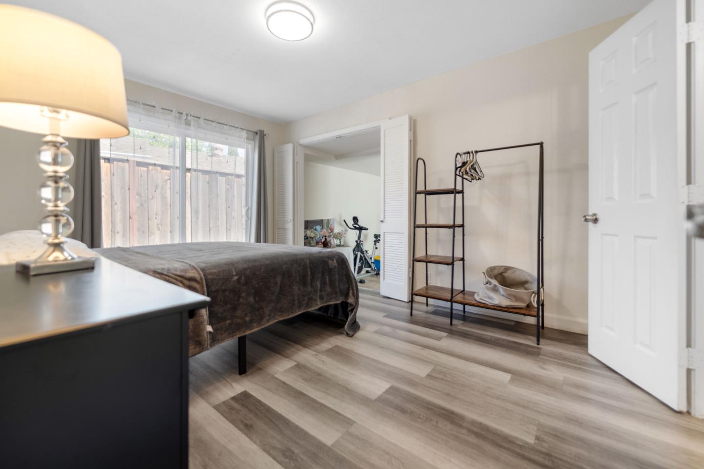 Detail Gallery Image 11 of 19 For 2507 Arctic Ave, San Jose,  CA 95111 - 3 Beds | 1/1 Baths