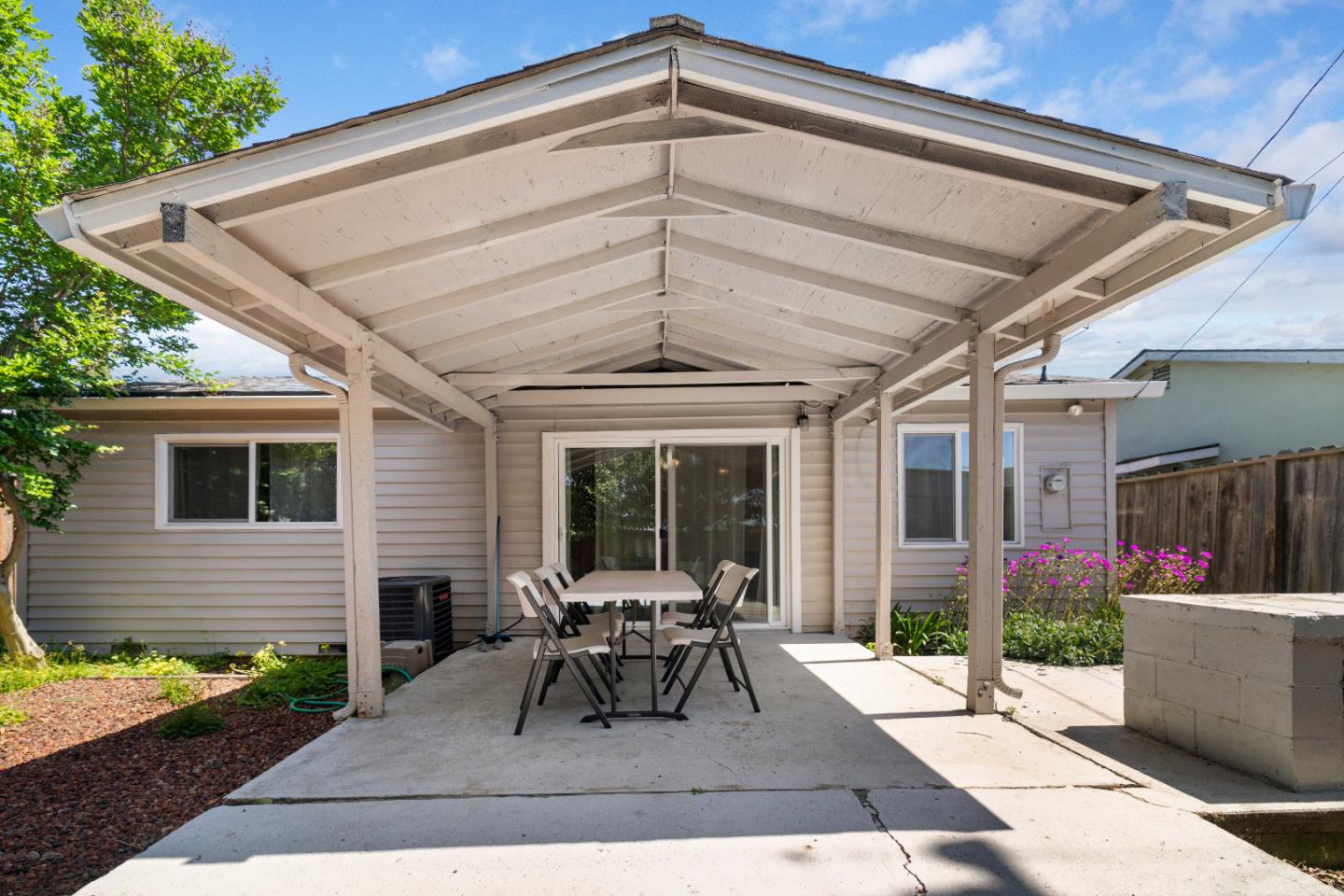 Detail Gallery Image 18 of 19 For 2507 Arctic Ave, San Jose,  CA 95111 - 3 Beds | 1/1 Baths