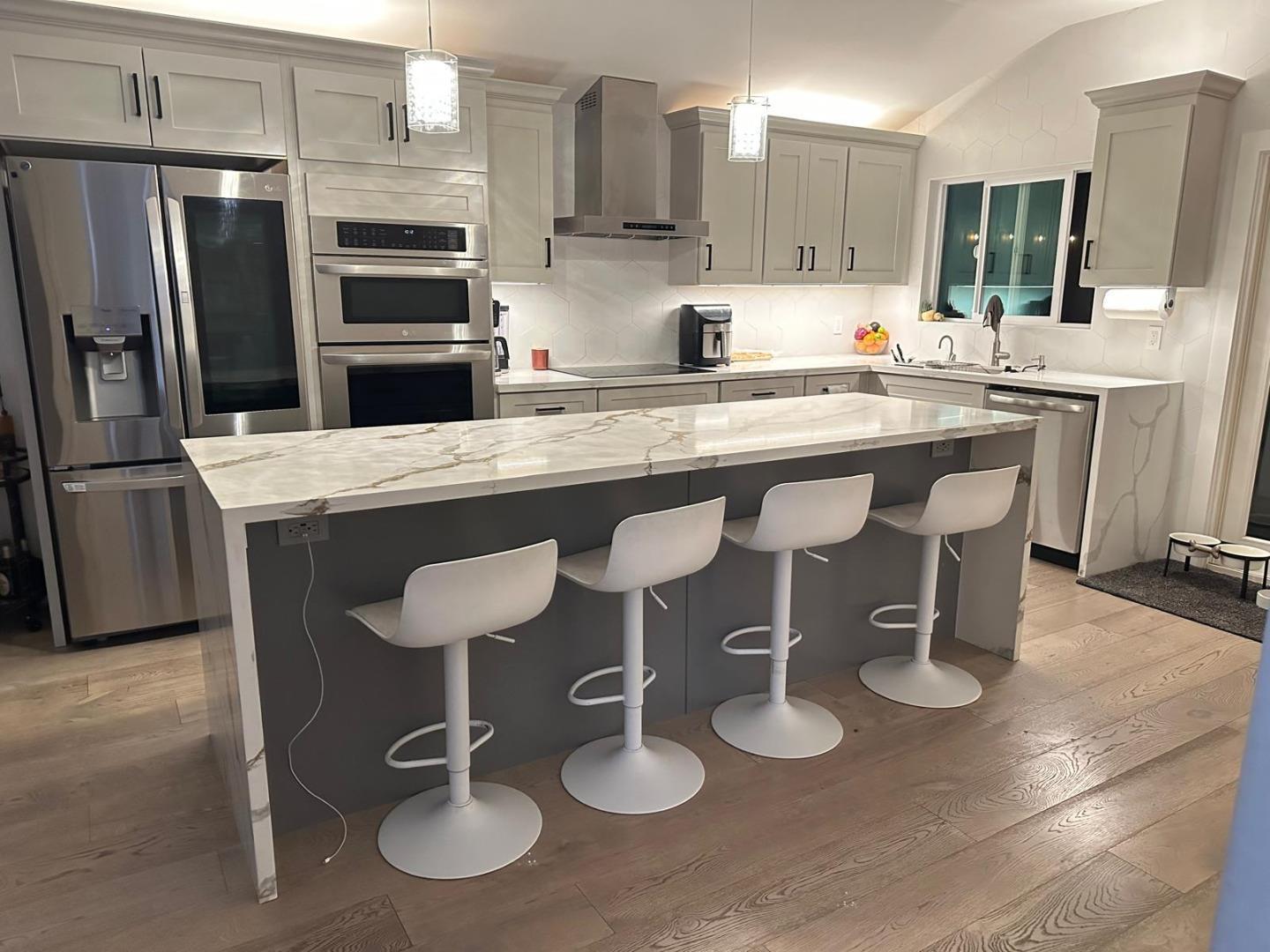 Detail Gallery Image 2 of 28 For 2175 Laurelei Ave, San Jose,  CA 95128 - 4 Beds | 3 Baths