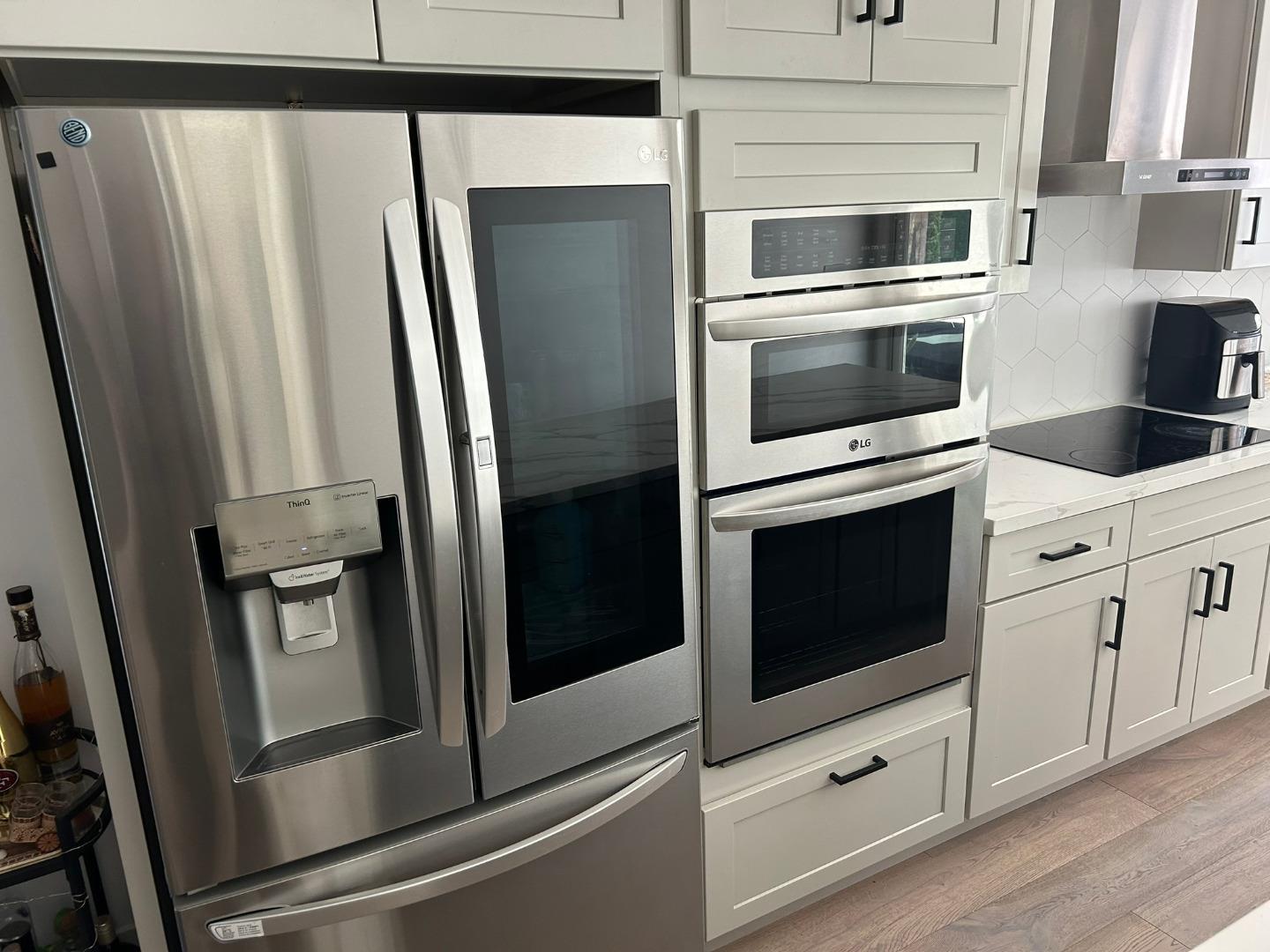 Detail Gallery Image 3 of 28 For 2175 Laurelei Ave, San Jose,  CA 95128 - 4 Beds | 3 Baths