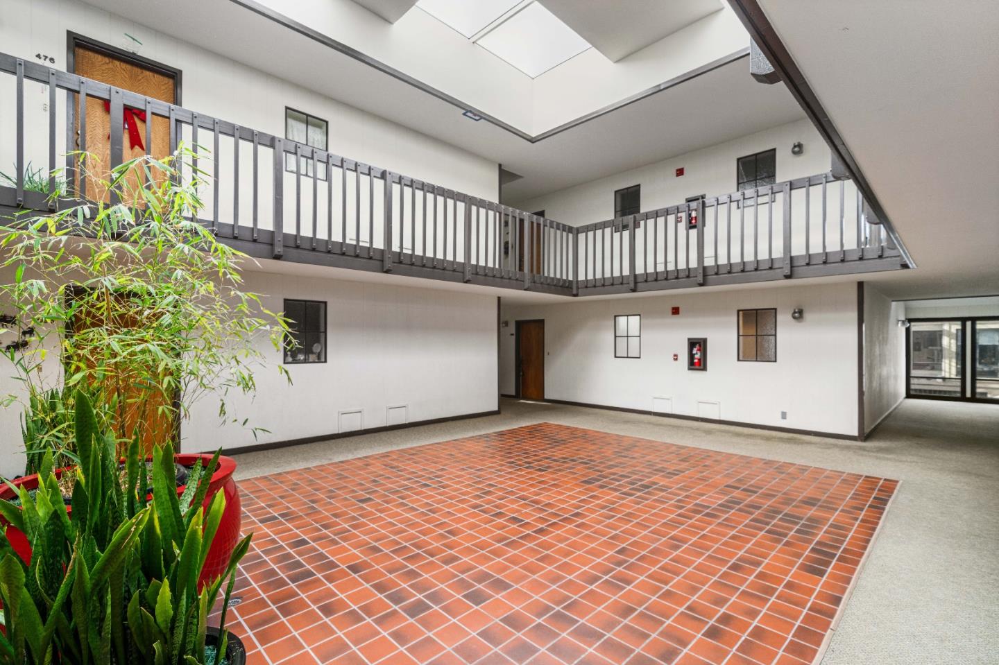 Detail Gallery Image 5 of 35 For 468 Laurel Ave, Half Moon Bay,  CA 94019 - 2 Beds | 2 Baths