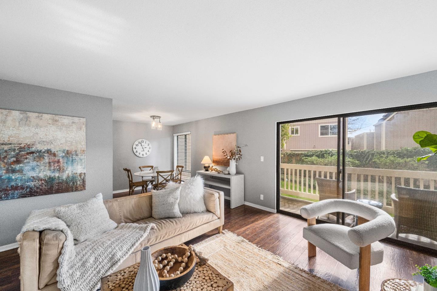 Detail Gallery Image 6 of 35 For 468 Laurel Ave, Half Moon Bay,  CA 94019 - 2 Beds | 2 Baths