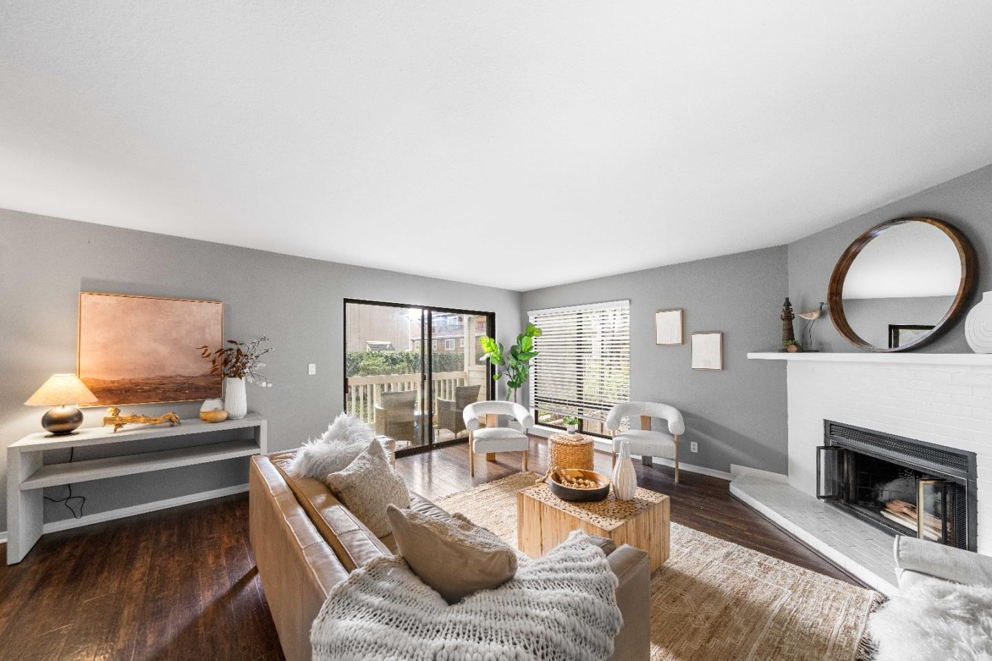 Detail Gallery Image 9 of 35 For 468 Laurel Ave, Half Moon Bay,  CA 94019 - 2 Beds | 2 Baths