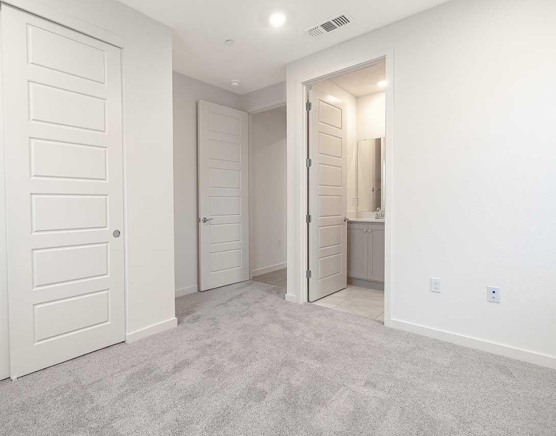 Detail Gallery Image 12 of 19 For 17038 Tupper St, Lathrop,  CA 95330 - 4 Beds | 3/1 Baths