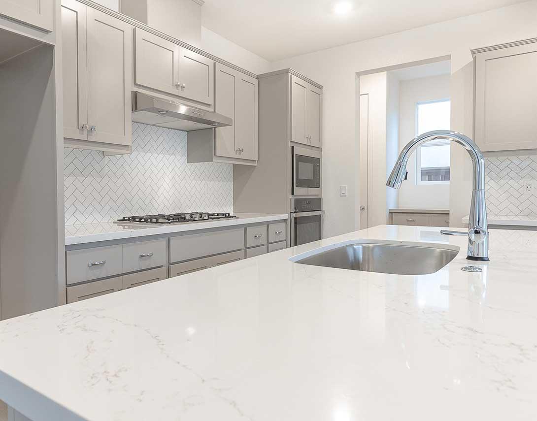 Detail Gallery Image 5 of 19 For 17038 Tupper St, Lathrop,  CA 95330 - 4 Beds | 3/1 Baths