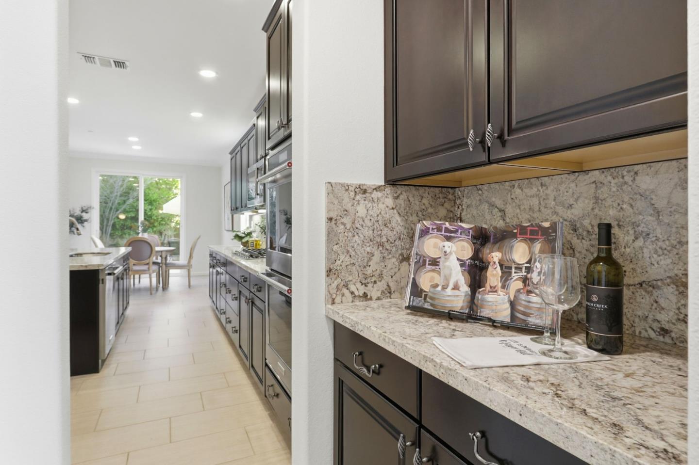 Detail Gallery Image 13 of 64 For 18800 Paprika Dr, Morgan Hill,  CA 95037 - 5 Beds | 4/1 Baths