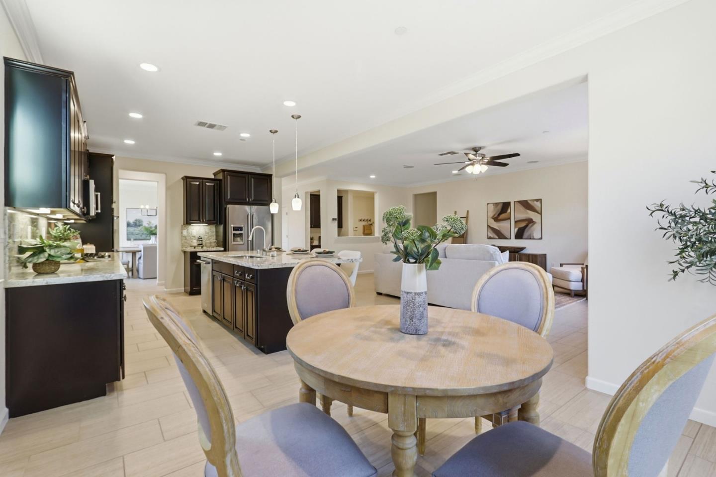 Detail Gallery Image 20 of 64 For 18800 Paprika Dr, Morgan Hill,  CA 95037 - 5 Beds | 4/1 Baths