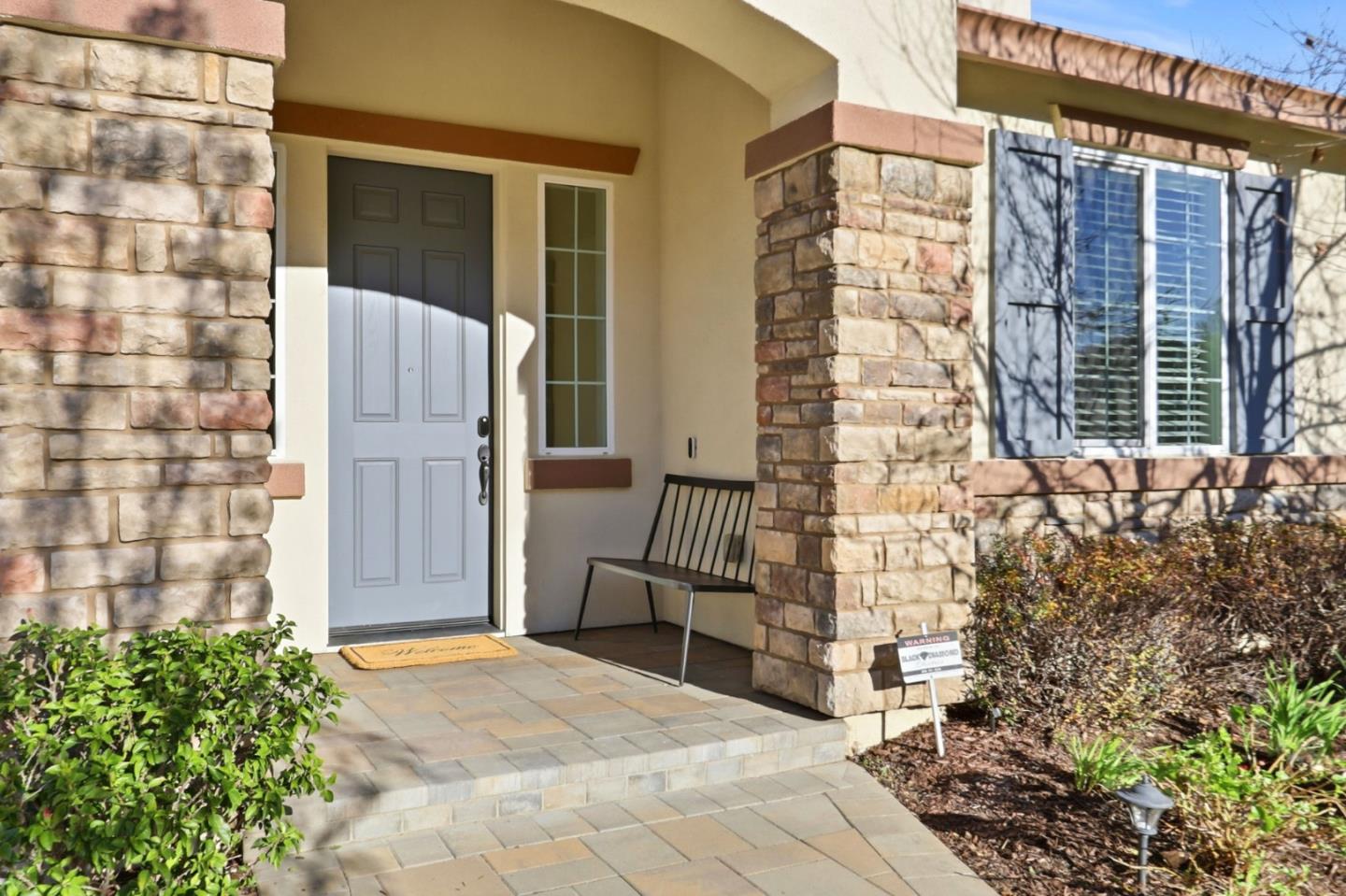 Detail Gallery Image 5 of 64 For 18800 Paprika Dr, Morgan Hill,  CA 95037 - 5 Beds | 4/1 Baths