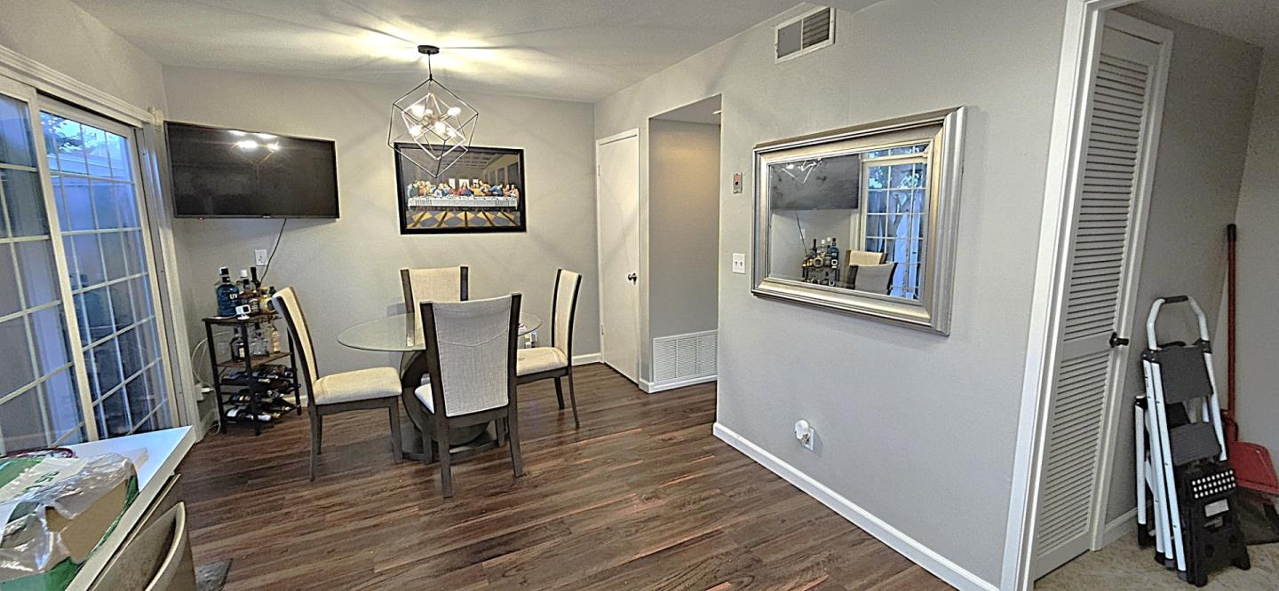 Detail Gallery Image 6 of 13 For 832 N Jackson Ave, San Jose,  CA 95133 - 3 Beds | 1/1 Baths