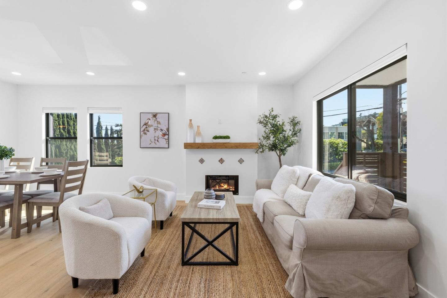 Detail Gallery Image 7 of 37 For 895 Laurel Ave, Belmont,  CA 94002 - 4 Beds | 3 Baths