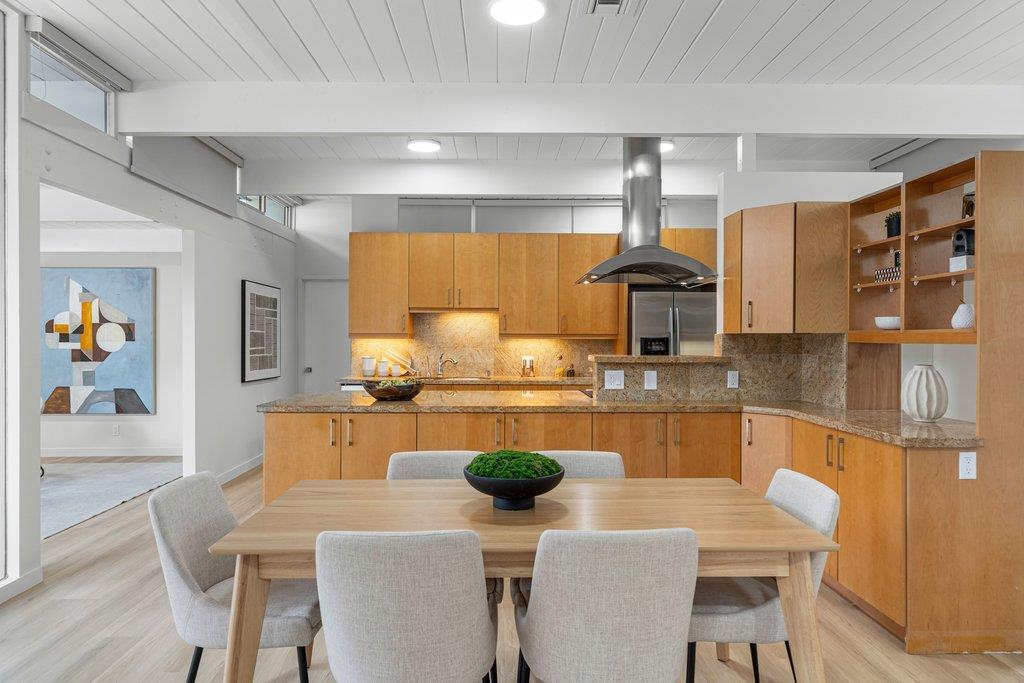 Detail Gallery Image 15 of 54 For 3925 Nelson Dr, Palo Alto,  CA 94306 - 3 Beds | 2 Baths