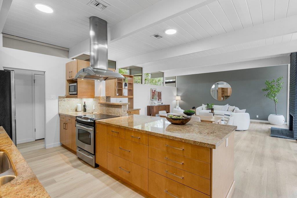 Detail Gallery Image 20 of 54 For 3925 Nelson Dr, Palo Alto,  CA 94306 - 3 Beds | 2 Baths