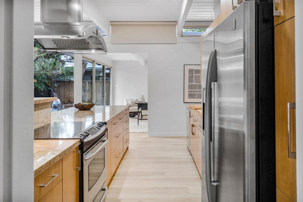 Detail Gallery Image 24 of 54 For 3925 Nelson Dr, Palo Alto,  CA 94306 - 3 Beds | 2 Baths