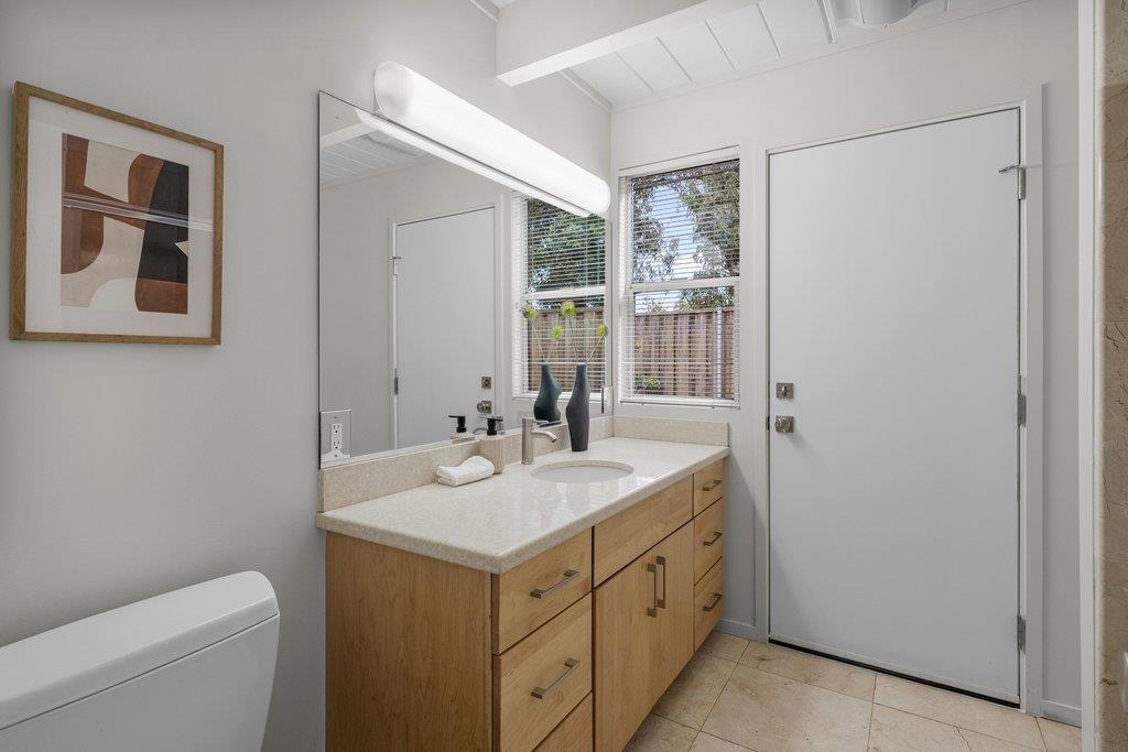 Detail Gallery Image 32 of 54 For 3925 Nelson Dr, Palo Alto,  CA 94306 - 3 Beds | 2 Baths