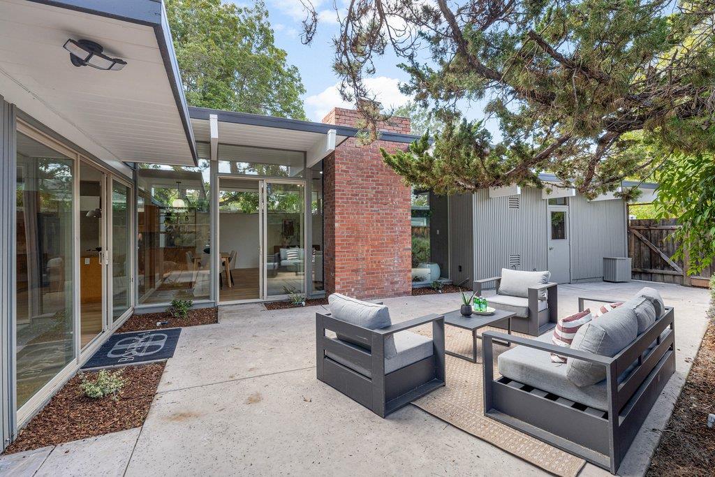 Detail Gallery Image 43 of 54 For 3925 Nelson Dr, Palo Alto,  CA 94306 - 3 Beds | 2 Baths