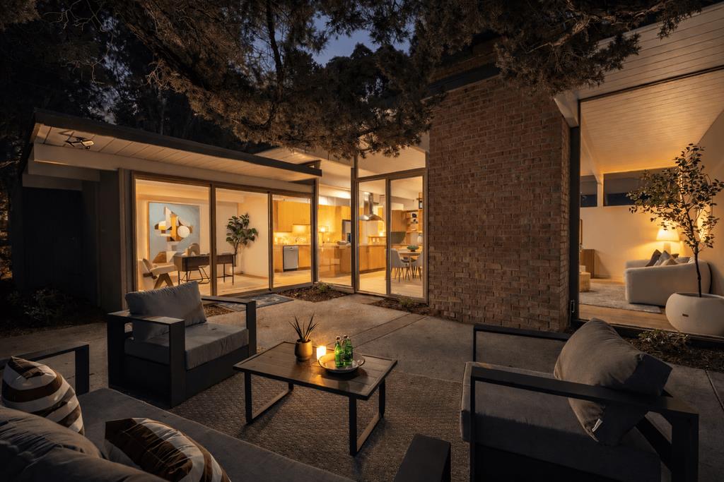 Detail Gallery Image 47 of 54 For 3925 Nelson Dr, Palo Alto,  CA 94306 - 3 Beds | 2 Baths