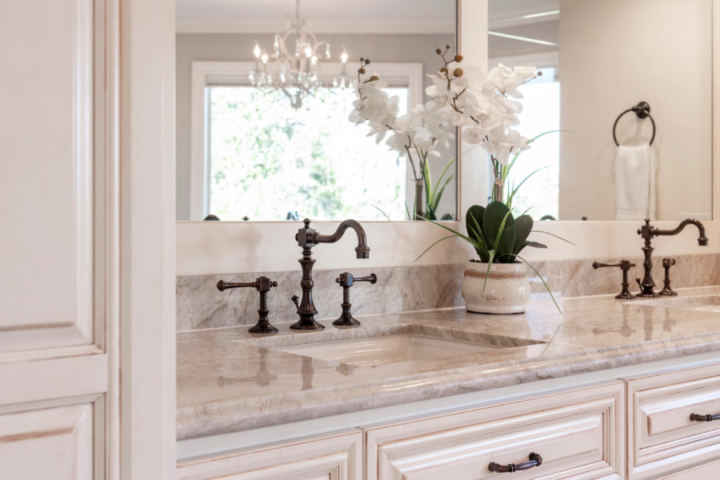 Detail Gallery Image 18 of 62 For 15965 Shannon Rd, Los Gatos,  CA 95032 - 5 Beds | 3/1 Baths