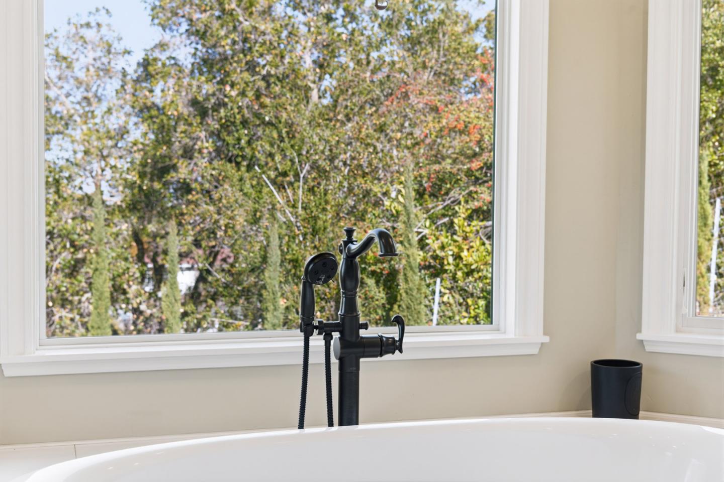 Detail Gallery Image 22 of 62 For 15965 Shannon Rd, Los Gatos,  CA 95032 - 5 Beds | 3/1 Baths