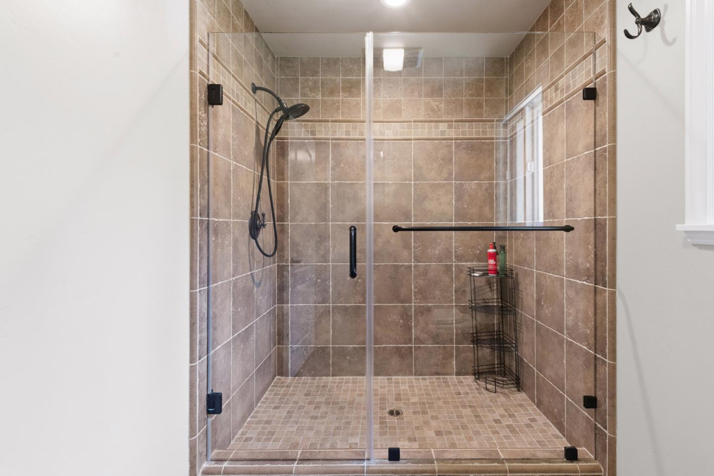 Detail Gallery Image 37 of 62 For 15965 Shannon Rd, Los Gatos,  CA 95032 - 5 Beds | 3/1 Baths