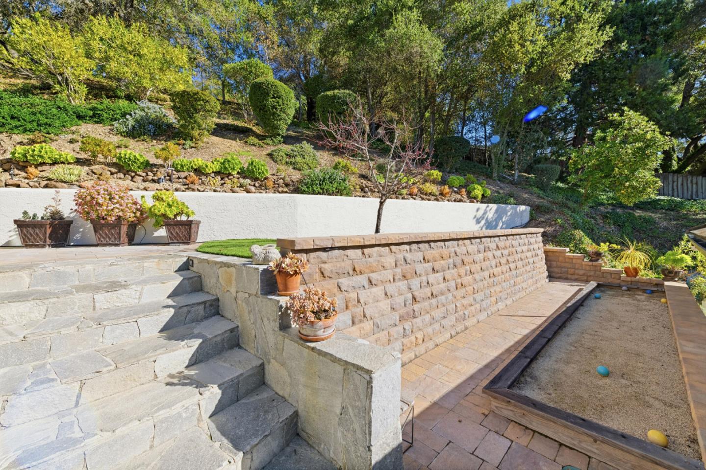 Detail Gallery Image 53 of 62 For 15965 Shannon Rd, Los Gatos,  CA 95032 - 5 Beds | 3/1 Baths