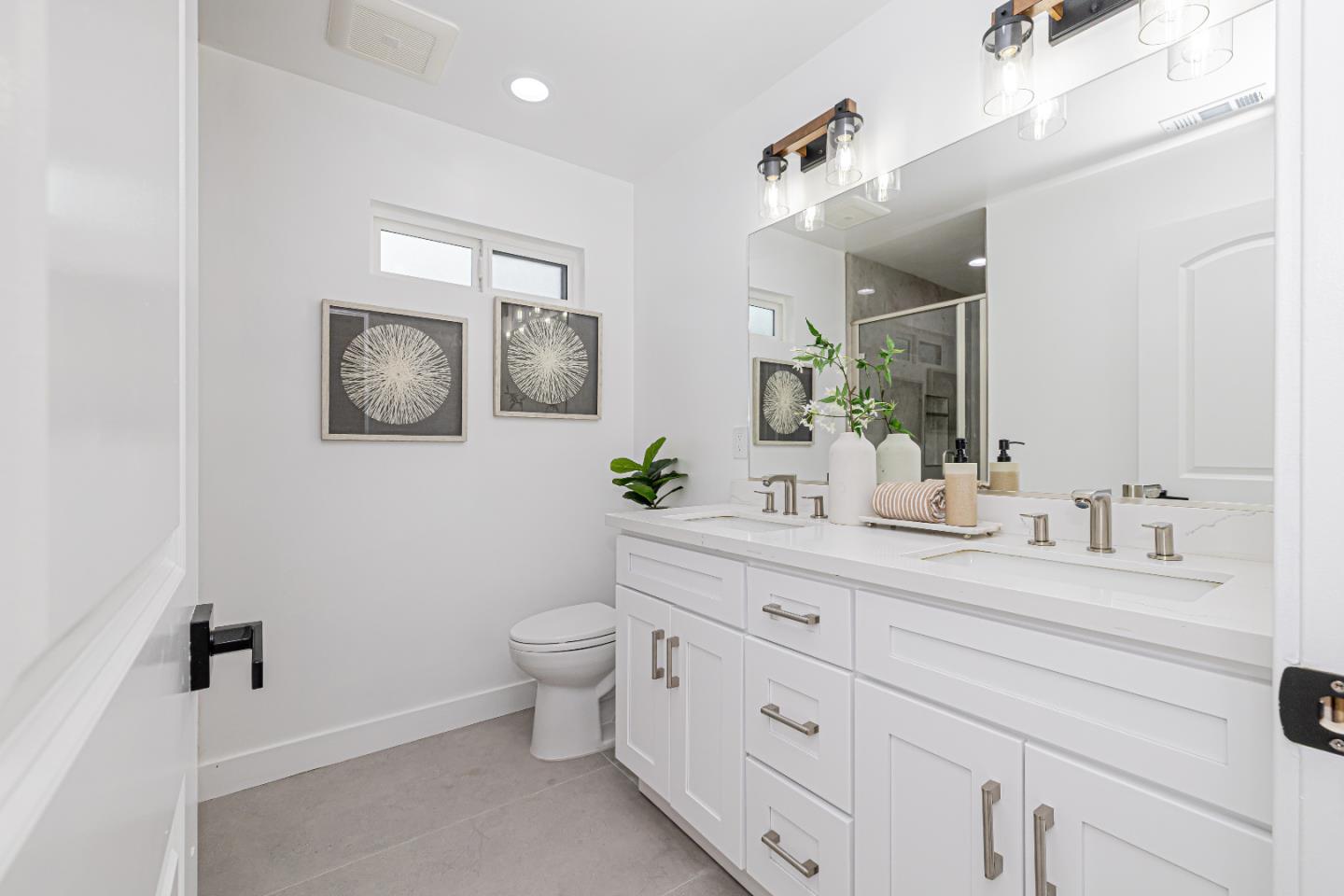 Detail Gallery Image 17 of 39 For 2516 Parkland Ct, Santa Clara,  CA 95051 - 6 Beds | 4 Baths