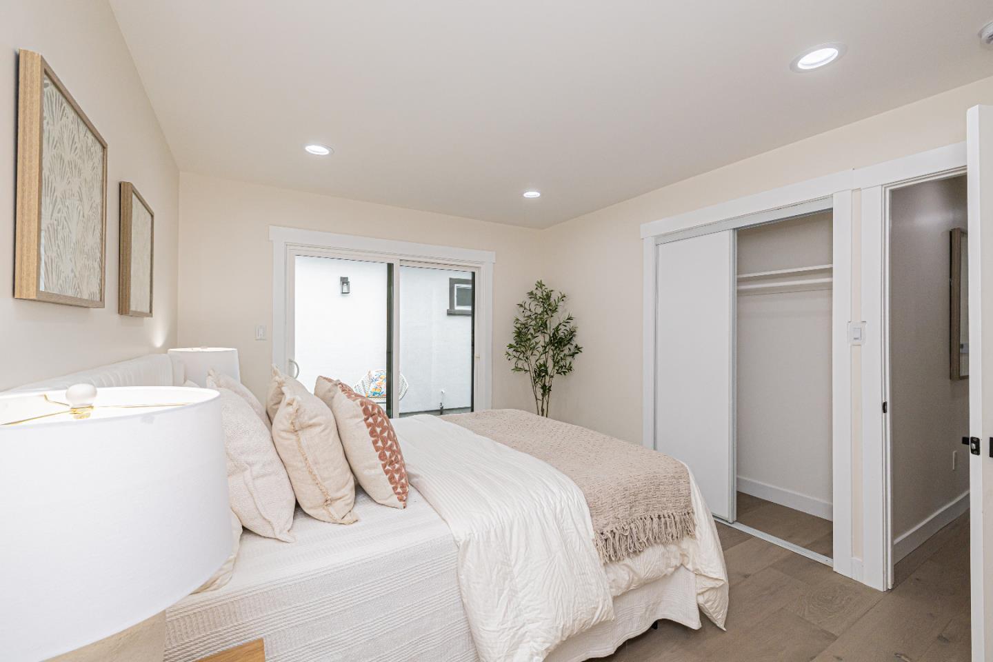 Detail Gallery Image 25 of 39 For 2516 Parkland Ct, Santa Clara,  CA 95051 - 6 Beds | 4 Baths