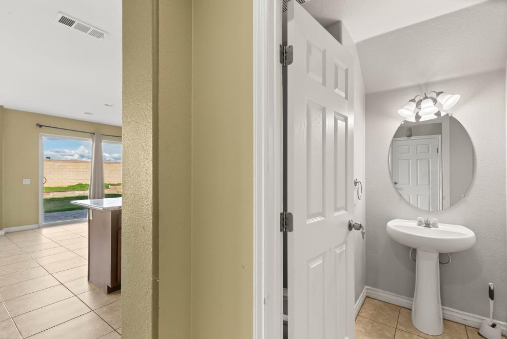 Detail Gallery Image 5 of 22 For 28560 Sunridge Ct, Menifee,  CA 92584 - 3 Beds | 2 Baths