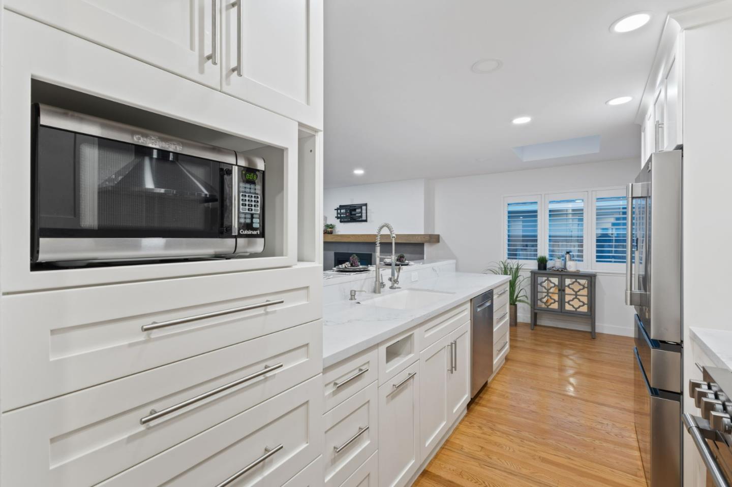 Detail Gallery Image 14 of 41 For 4451 Stoney Way, Carmichael,  CA 95608 - 3 Beds | 2 Baths