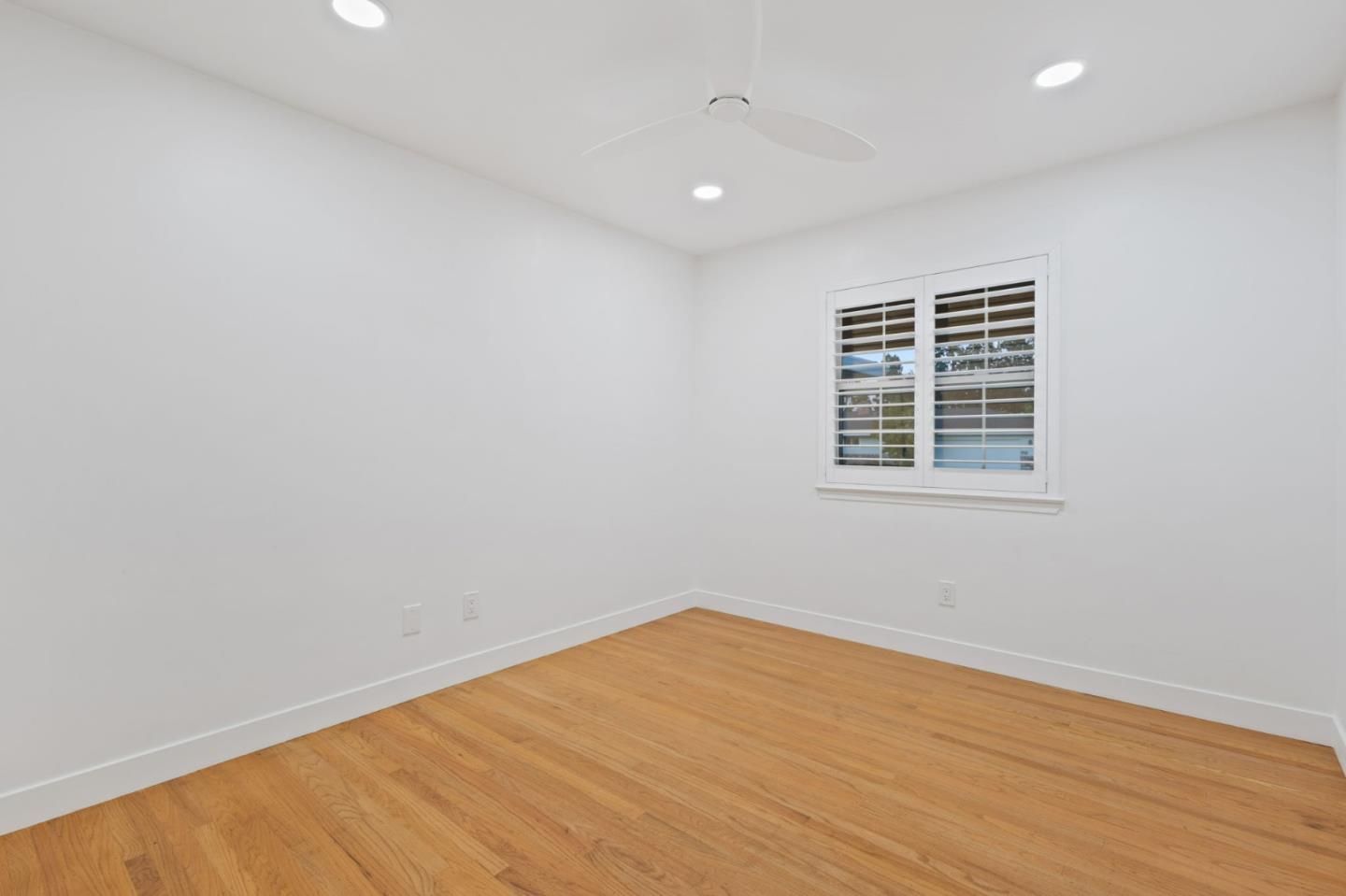 Detail Gallery Image 22 of 41 For 4451 Stoney Way, Carmichael,  CA 95608 - 3 Beds | 2 Baths