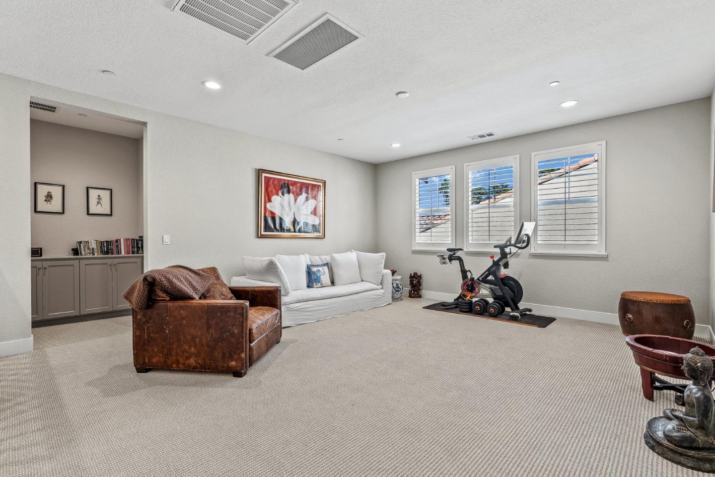 Detail Gallery Image 18 of 30 For 1838 Links Dr, Seaside,  CA 93955 - 4 Beds | 4/1 Baths