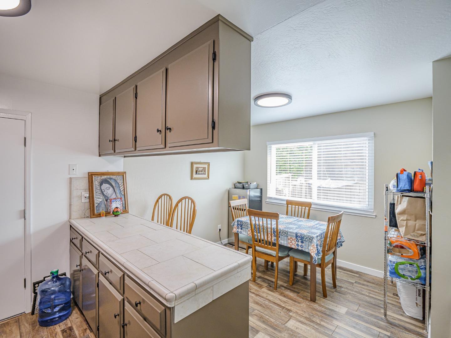 Detail Gallery Image 11 of 78 For 5058 Wilder Dr, Soquel,  CA 95073 - – Beds | – Baths