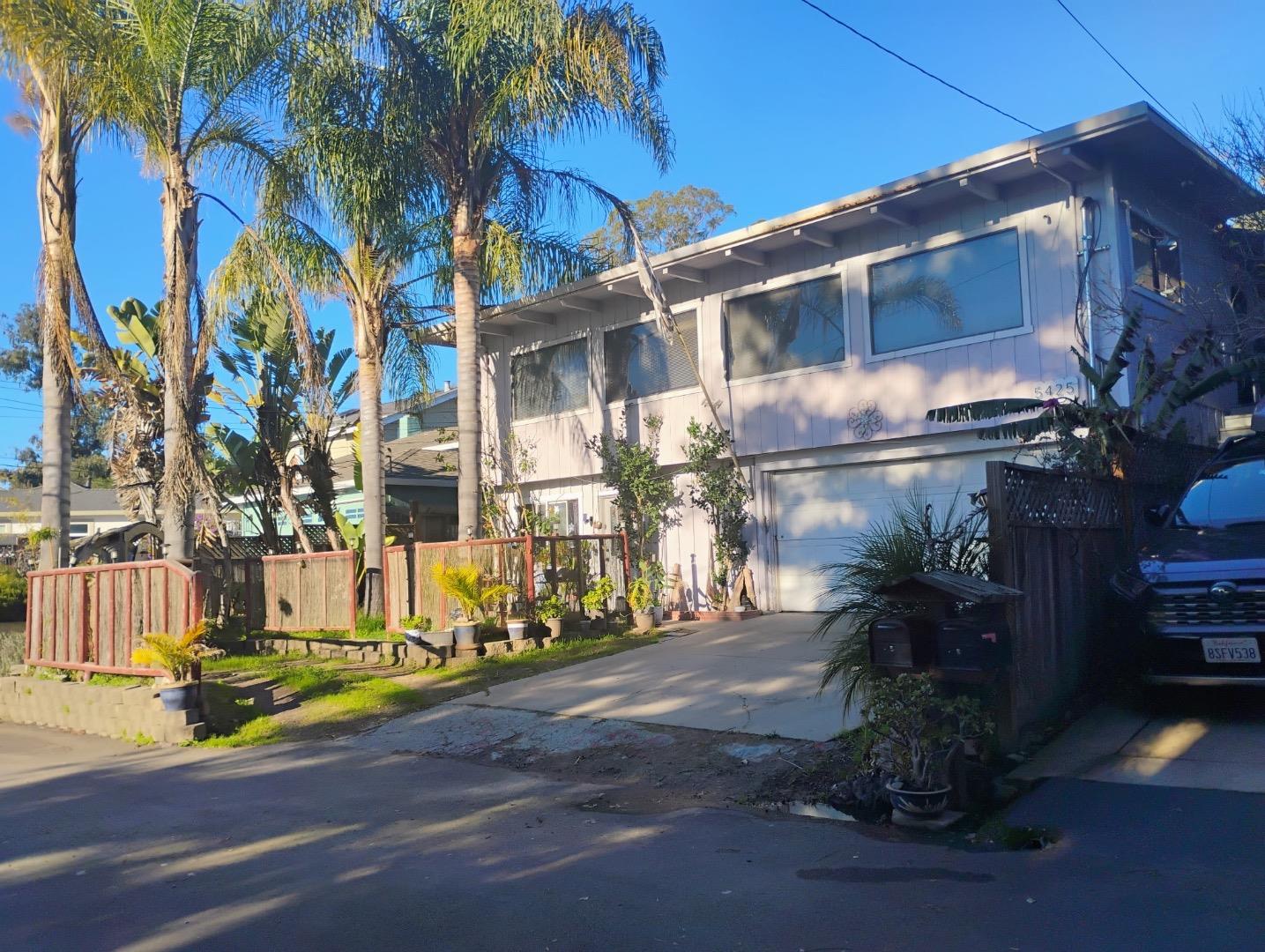 Front Image Thumbnail for ML82030868