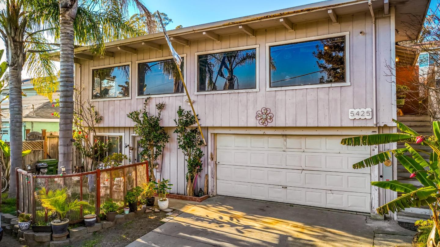 Detail Gallery Image 8 of 80 For 5425 Jigger Dr, Soquel,  CA 95073 - 4 Beds | 2 Baths