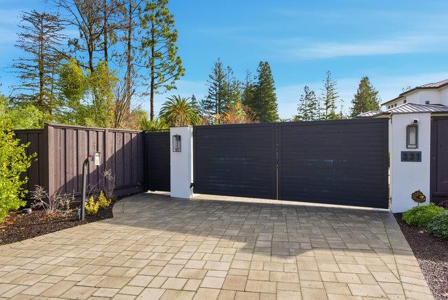 Detail Gallery Image 13 of 98 For 331 Stevick Dr, Atherton,  CA 94027 - 5 Beds | 5/1 Baths