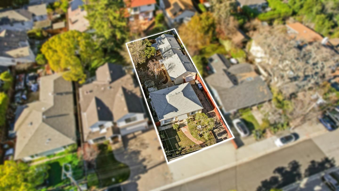 Detail Gallery Image 10 of 44 For 2066 Sterling Ave, Menlo Park,  CA 94025 - – Beds | – Baths