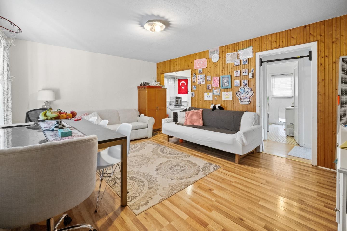 Detail Gallery Image 16 of 44 For 2066 Sterling Ave, Menlo Park,  CA 94025 - – Beds | – Baths