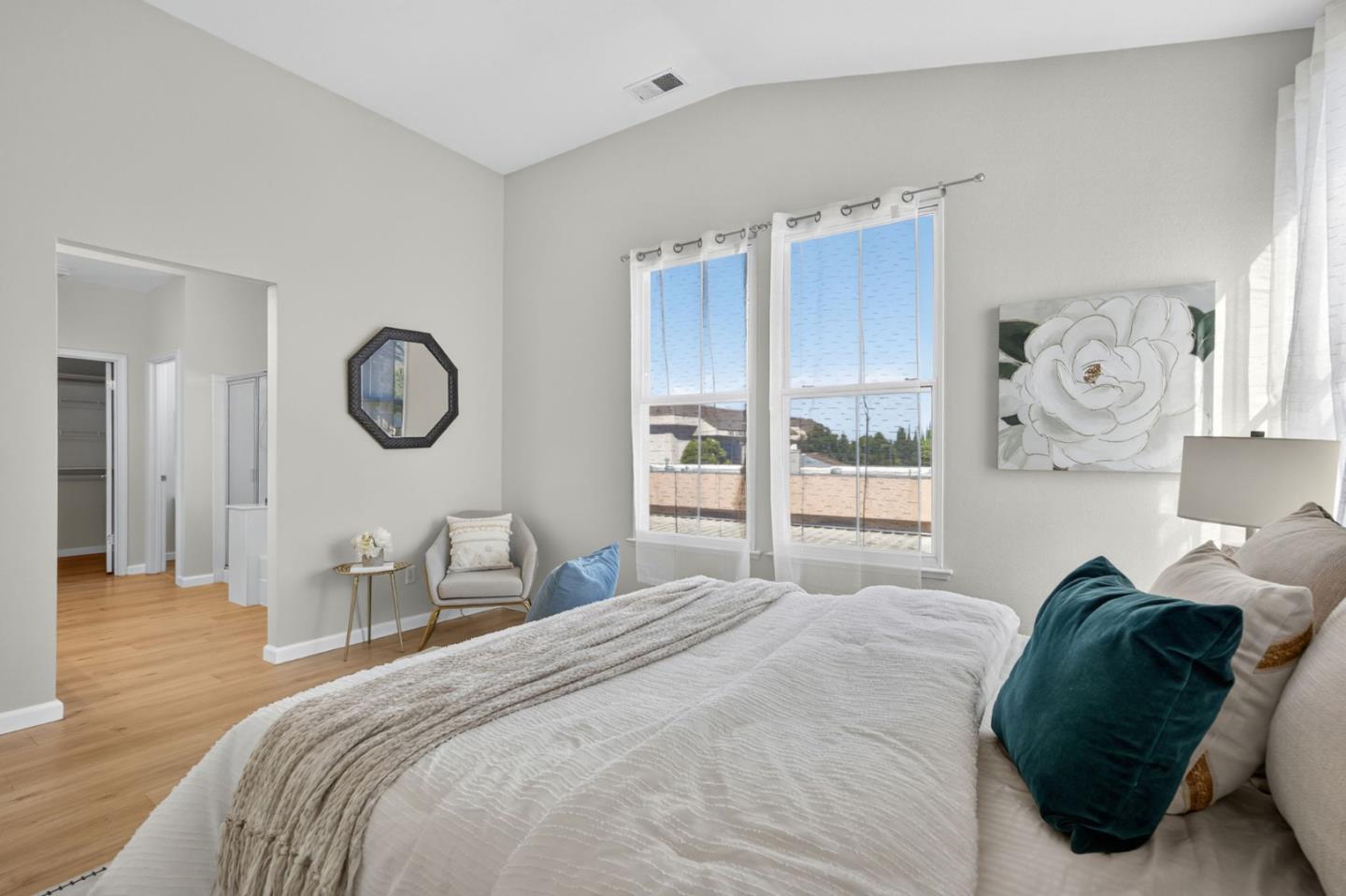 Detail Gallery Image 24 of 41 For 2955 Vineyard Park Dr, San Jose,  CA 95148 - 4 Beds | 2/1 Baths