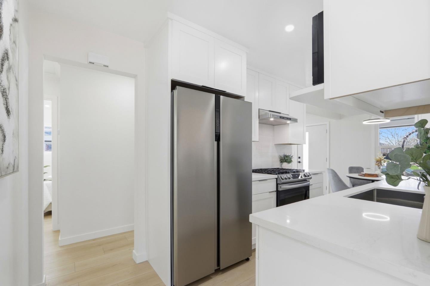 Detail Gallery Image 13 of 37 For 2059 Larsen Ct, Santa Clara,  CA 95051 - 3 Beds | 2 Baths