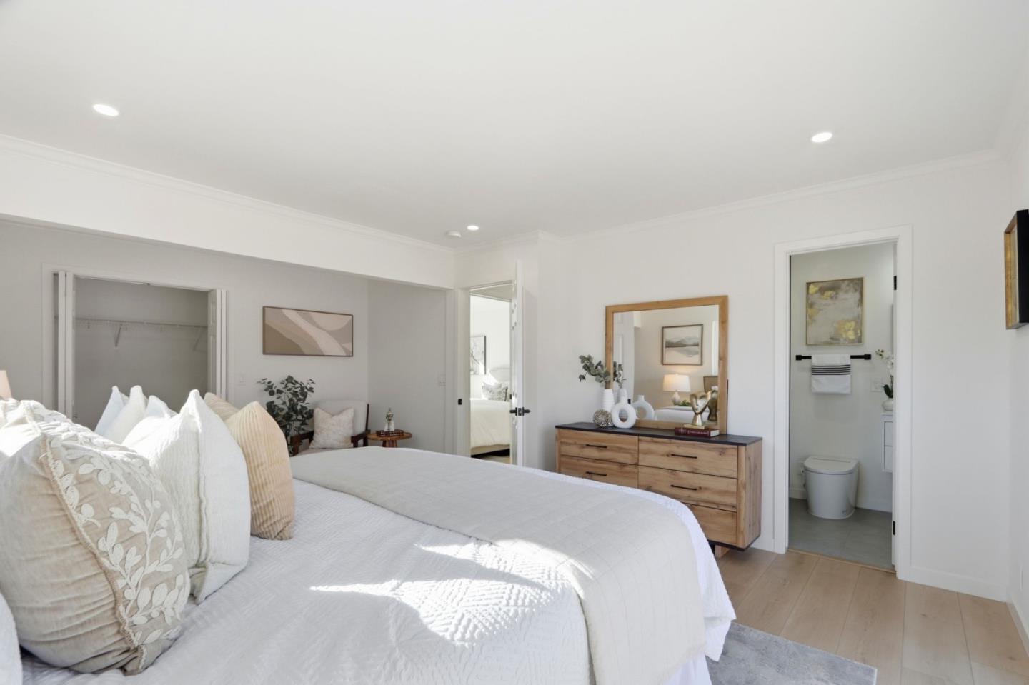 Detail Gallery Image 25 of 37 For 2059 Larsen Ct, Santa Clara,  CA 95051 - 3 Beds | 2 Baths