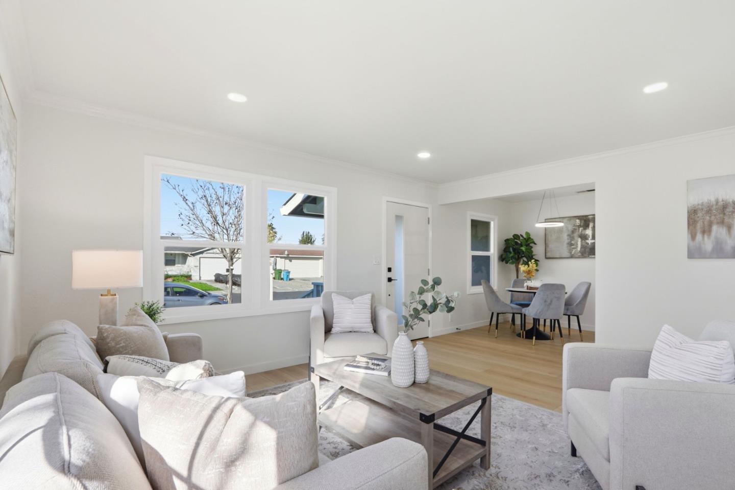 Detail Gallery Image 7 of 37 For 2059 Larsen Ct, Santa Clara,  CA 95051 - 3 Beds | 2 Baths