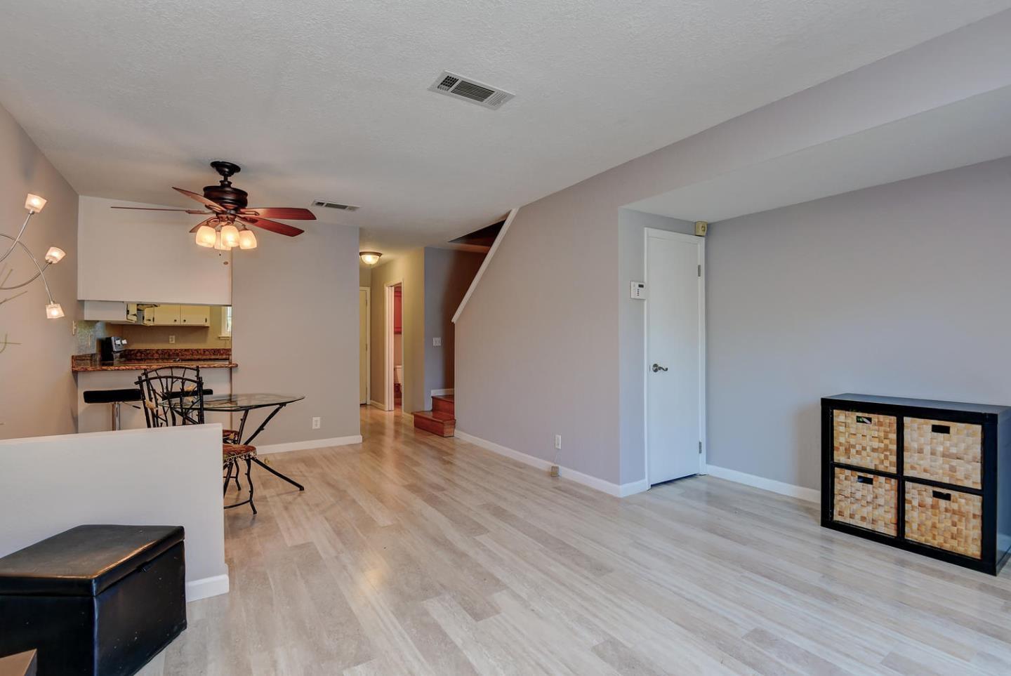 Detail Gallery Image 10 of 24 For 6147 Camino Verde Dr a,  San Jose,  CA 95119 - 2 Beds | 1/1 Baths