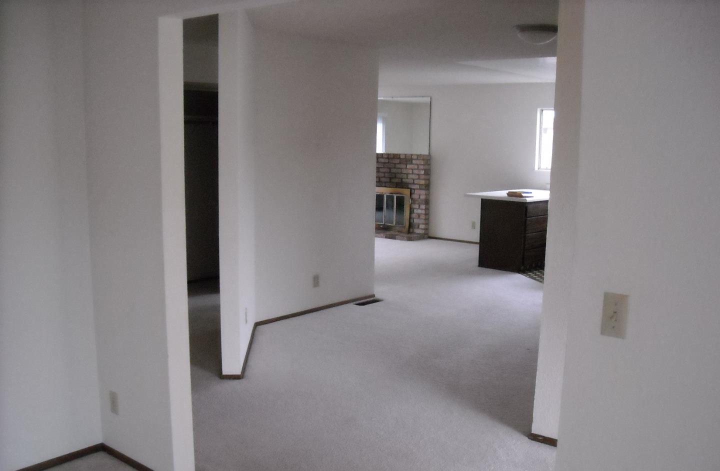 Detail Gallery Image 12 of 14 For 3003 Crescent St, Marina,  CA 93933 - 3 Beds | 2 Baths