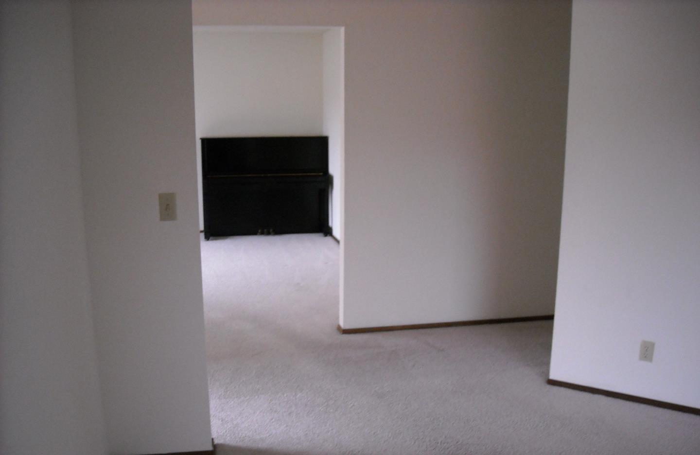 Detail Gallery Image 13 of 14 For 3003 Crescent St, Marina,  CA 93933 - 3 Beds | 2 Baths