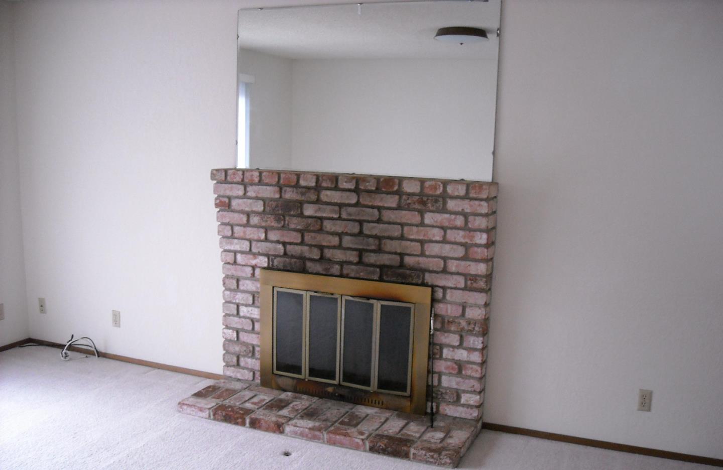 Detail Gallery Image 5 of 14 For 3003 Crescent St, Marina,  CA 93933 - 3 Beds | 2 Baths