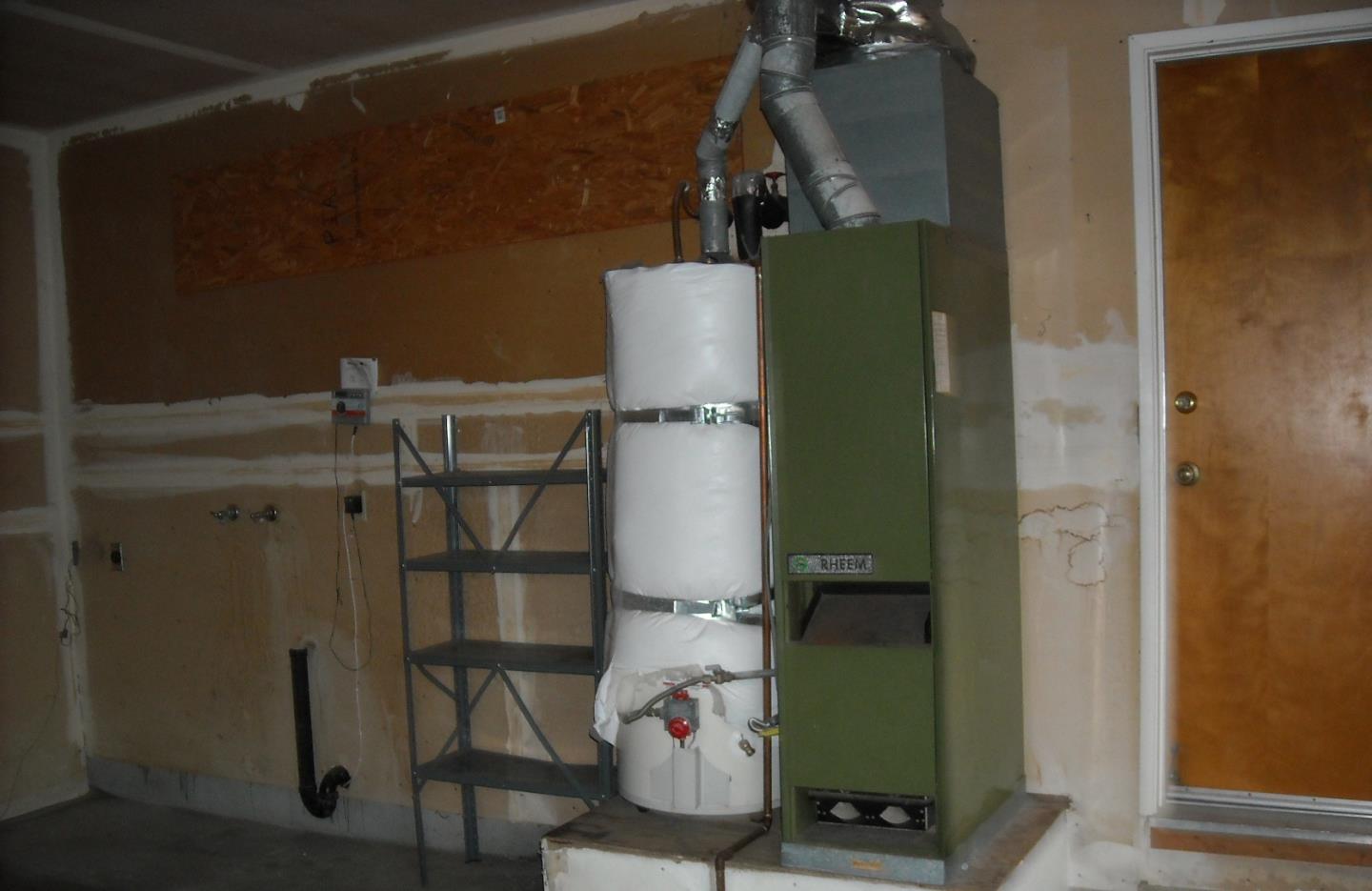 Detail Gallery Image 6 of 14 For 3003 Crescent St, Marina,  CA 93933 - 3 Beds | 2 Baths